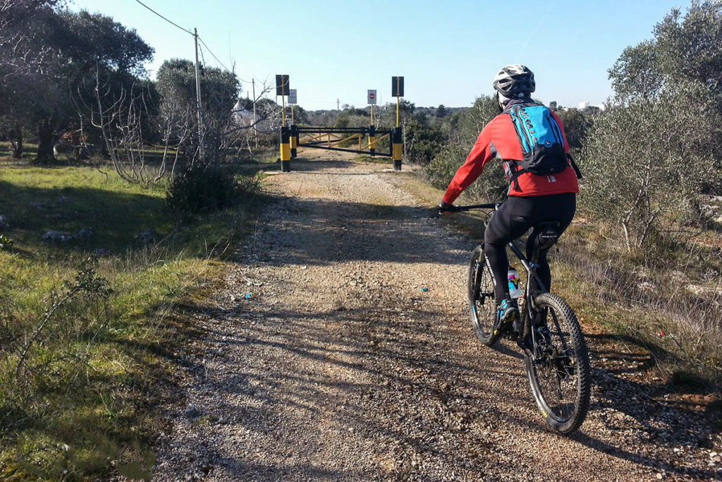 Excursion cycle bike of the Apulian Aqueduct