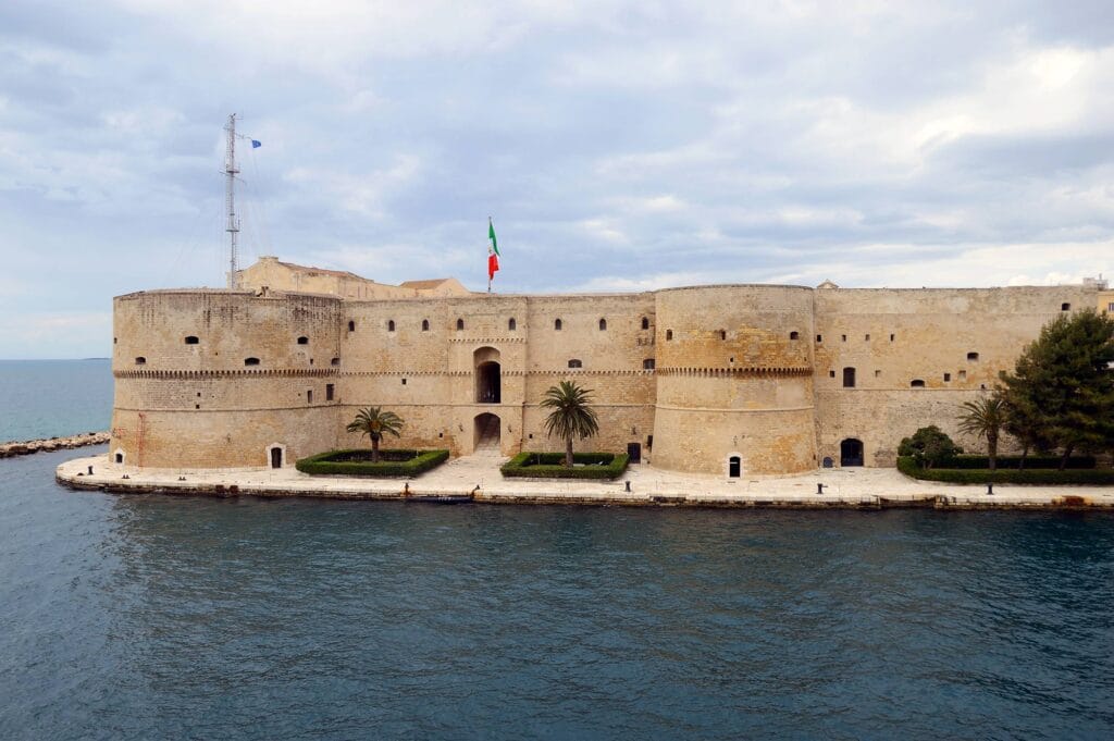 Castello Aragonese Taranto Castello Aragonese Taranto