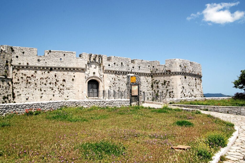 Castello di Monte Sant Angelo Castello Monte Sant'Angelo
